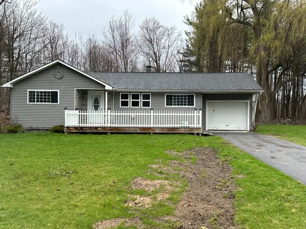 24 Linda Ln, Plattsburgh, NY 12901