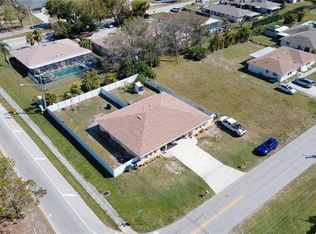 903 SE 23rd Pl APT B, Cape Coral, FL 33990