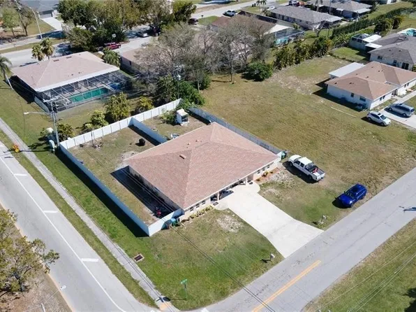 903 SE 23rd Pl, Cape Coral, FL