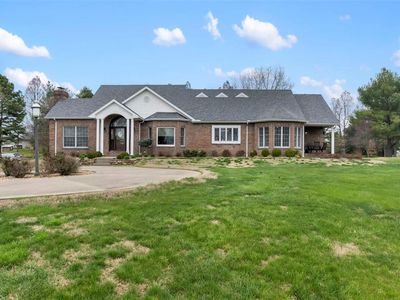 321 Oakshire Dr, Cape Girardeau, MO, 63701