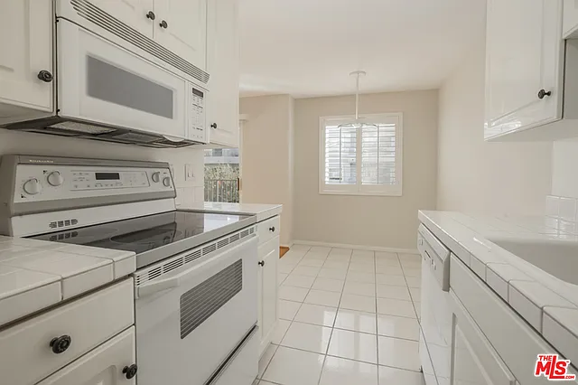 2308 Schader Dr #211 — Photo 8