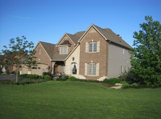 5738 Schmidt Ln, Yorkville, IL