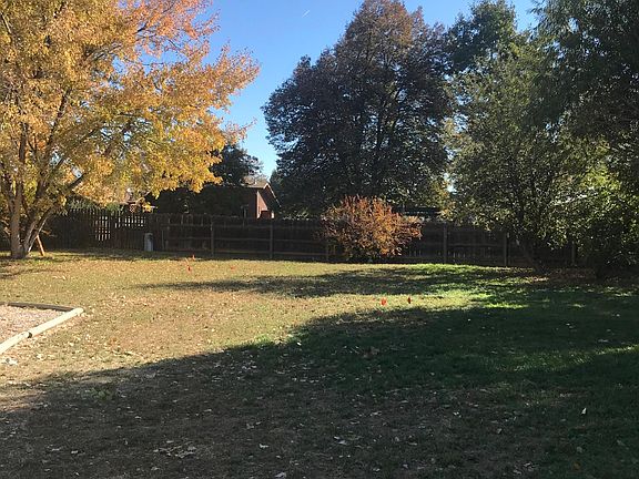 2nd image of 1013 Cottonwood Dr