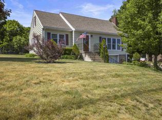 3 Turgeons Ln, Somersworth, NH 03878