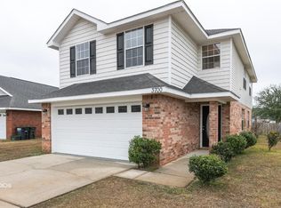 3700 Springwood Ln, Ocean Springs, MS 39564