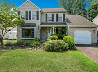 55 Patriot Dr, Chalfont, PA 18914