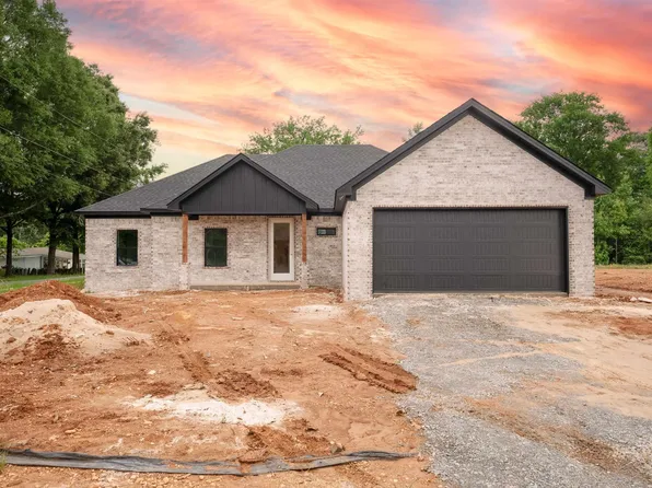 203 Apollo St, Malvern, AR 72104