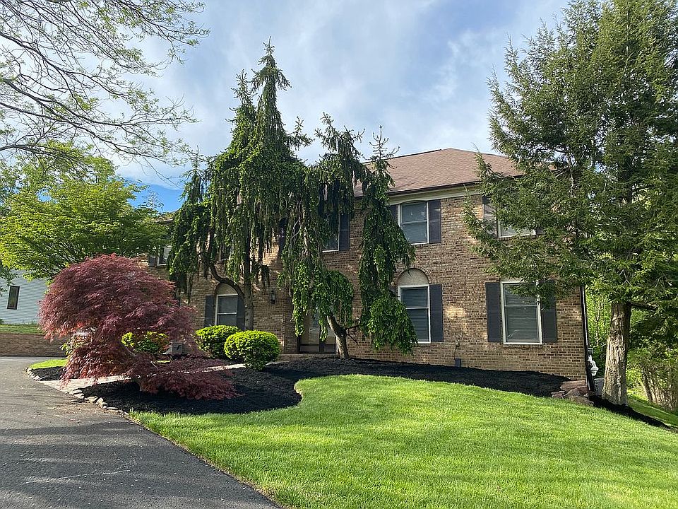 2nd image of 60 Colonial Dr