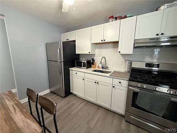 5th image of 412 Court St #2
