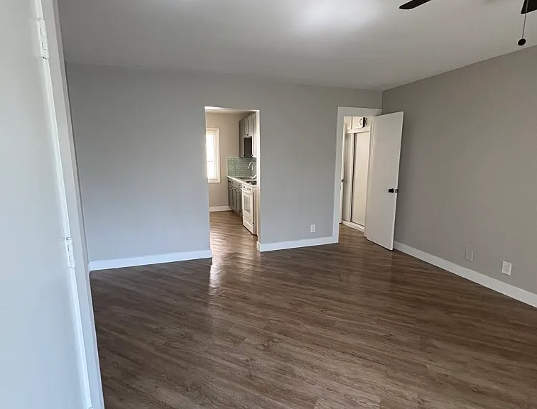 5412 Carlton Way #4 — Photo 4