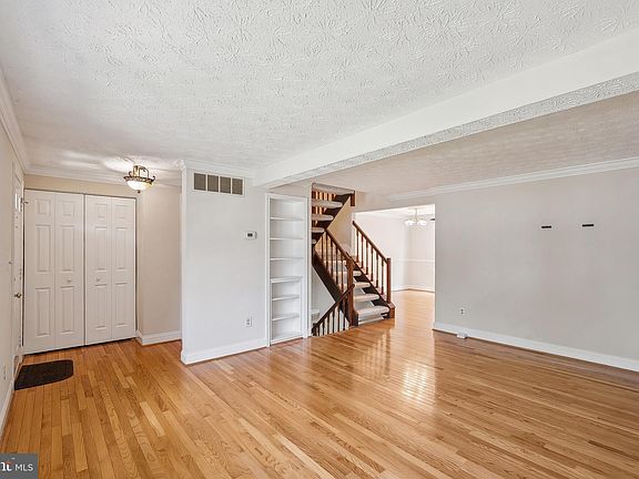 4th image of 7728 Camp Alger Ave