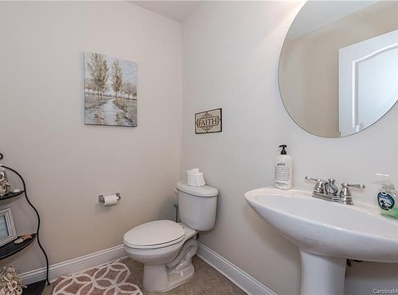 3rd image of 858 Estuary Ct