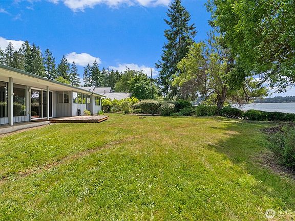 3rd image of 3820 85th Avenue NW