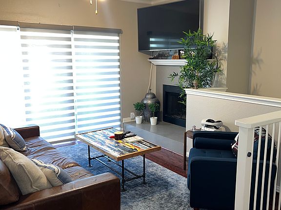 4th image of 2201 Wolf St APT 7105