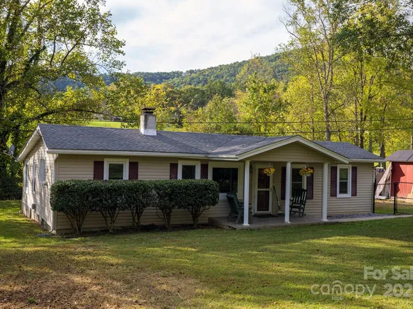 948 Riceville Rd, Asheville, NC 28805