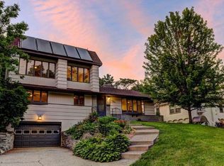 100 Elmwood Pl W, Minneapolis, MN 55419