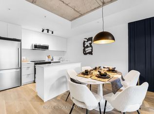 1655 Carling Ave #B1007, Ottawa, ON K2A 1C4