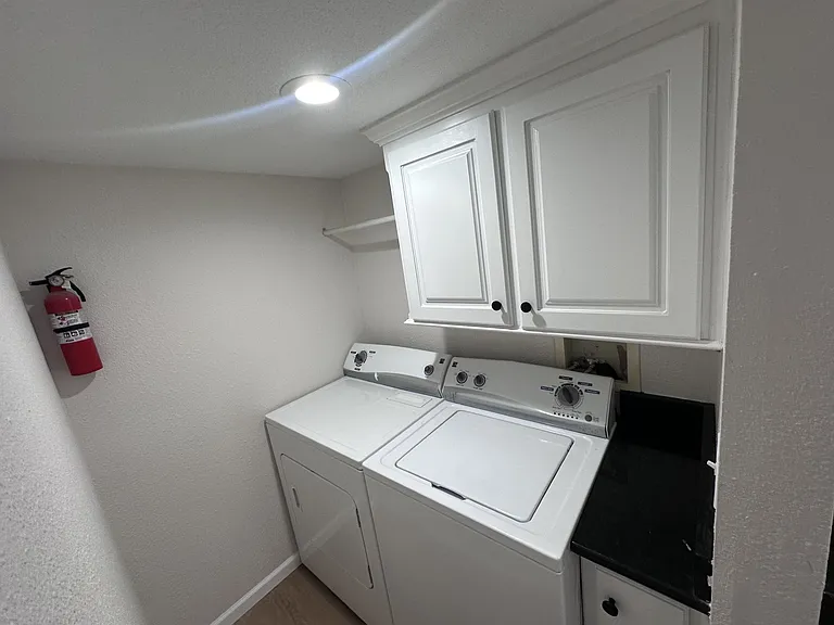 4201 S Minnie St #5 — Photo 6