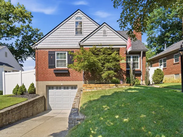 4133 Club View Dr, Cincinnati, OH 45209