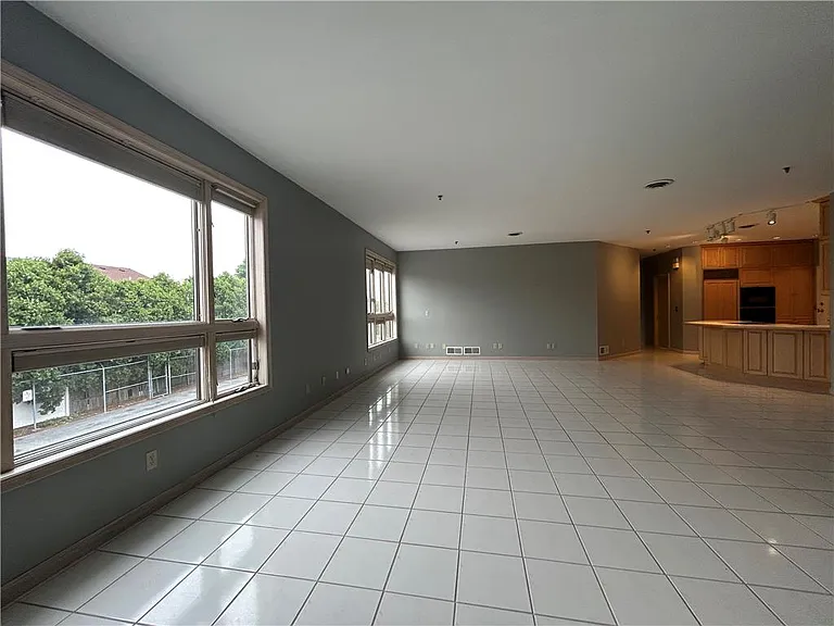 1415 E Pennsylvania St #2 — Photo 3