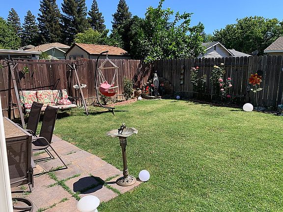 3rd image of 6248 Jack London Cir