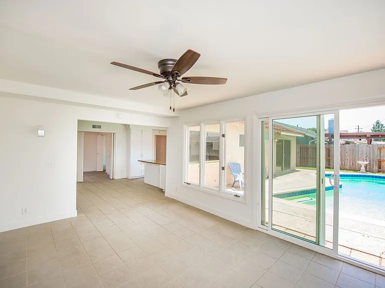 3069 Hayes Ave — Photo 14