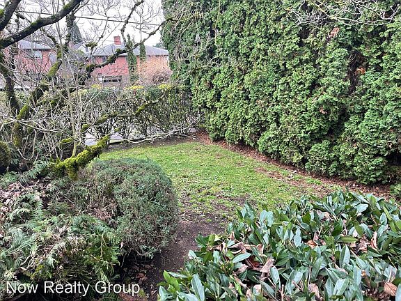 3rd image of 6219 E Burnside St #10661787