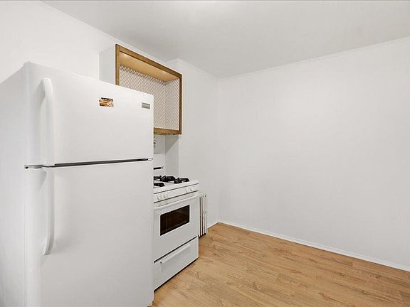 5th image of 18 Vernon Terrace