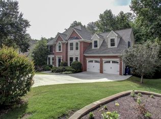 2984 Tynewick Walk NE, Roswell, GA 30075