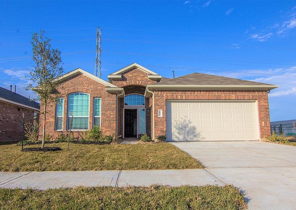 1st image of 16922 Cory Cornell Ln