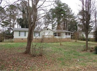315 N Oakhurst Dr, Salisbury, NC 28147