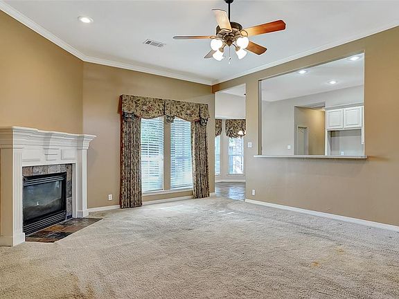 5th image of 607 Clay Ln
