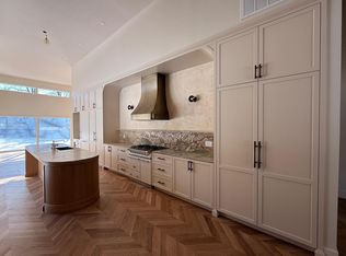 (Undisclosed Address), East Hampton, NY 11937
