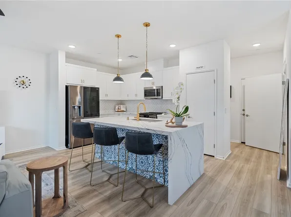 35104 Lemongrass Ln, Fallbrook, CA 92028