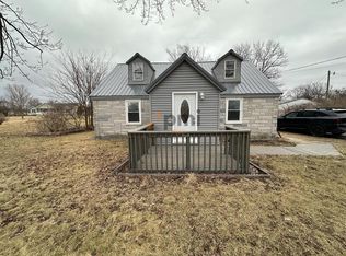 7457 Clay St, Merrillville, IN 46410