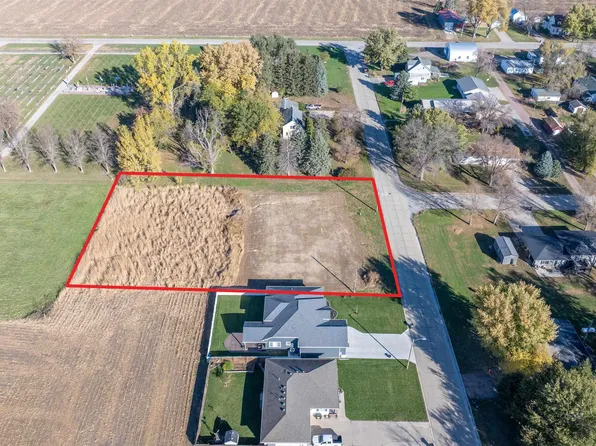 404 Oak St, Salix, IA 51052