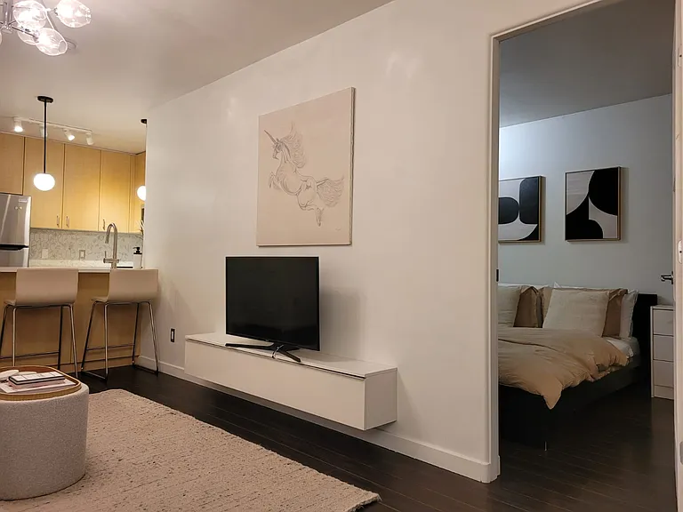 819 Hamilton St #314 — Photo 8