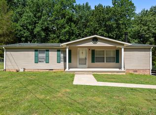1006 Chris Dr, Portland, TN 37148