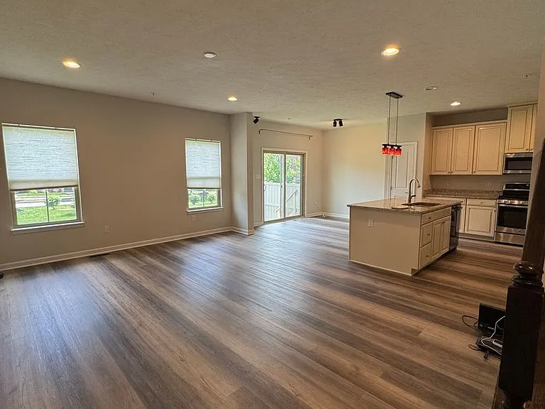 2026 Connecticut Ln — Photo 9