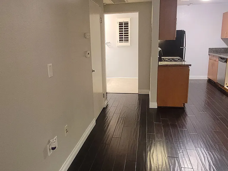 2864 Sunset Pl — Photo 4