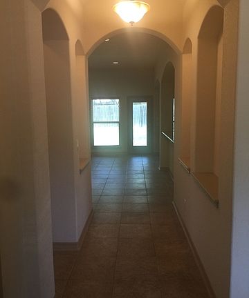 3rd image of 1827 Poppy Peak St