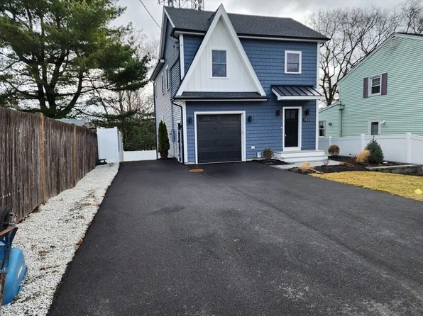 102 Trimount Ave, Waltham, MA 02451
