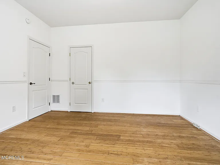 10 Etty Ct — Photo 41