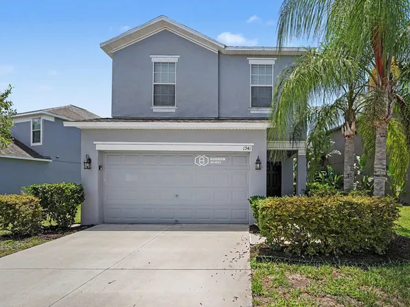 1941 Hawks View Dr, Ruskin, FL 33570