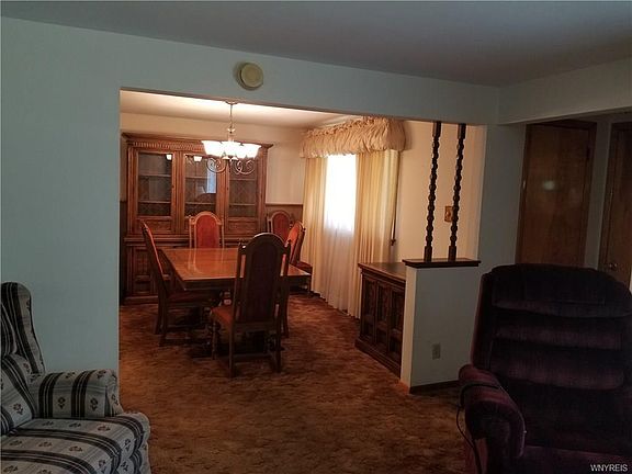 3rd image of 21 Lordan Dr