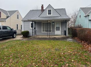 30077 Phillips Ave, Wickliffe, OH 44092
