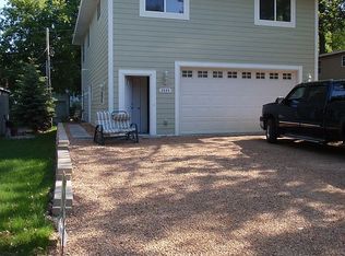 2884 Lakeshore Ave, Maple Plain, MN 55359