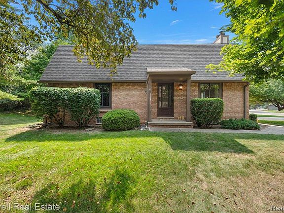 3rd image of 1938 Allenway Ct