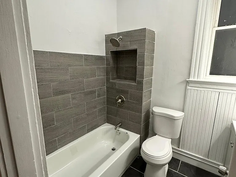 2618 Virginia Ave #1F — Photo 4