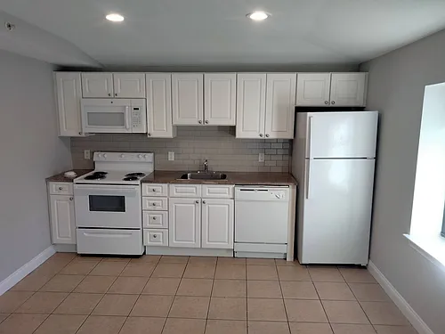 36 Imlay St Photo 1